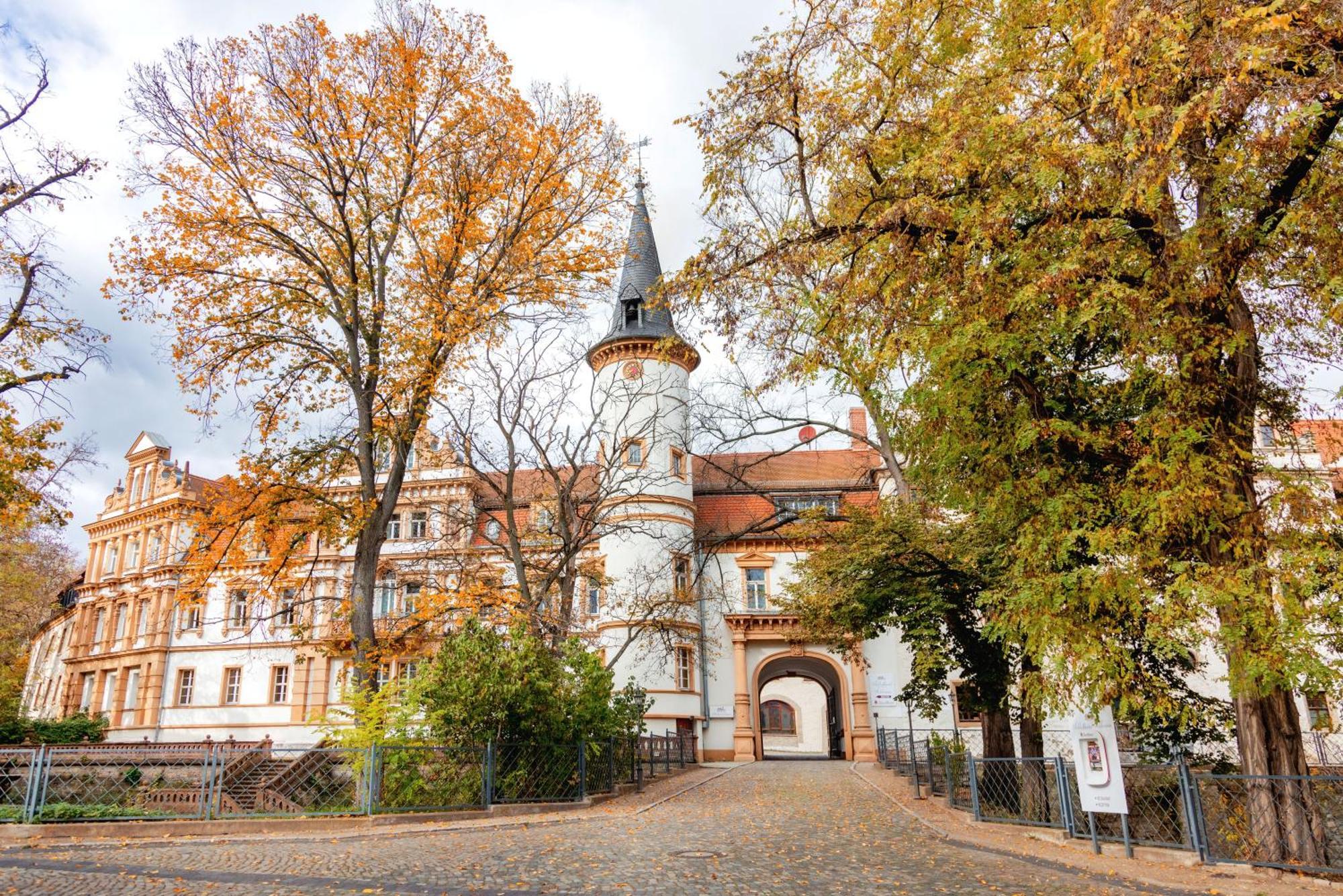 Hotel Schloss Schkopau Exterior photo